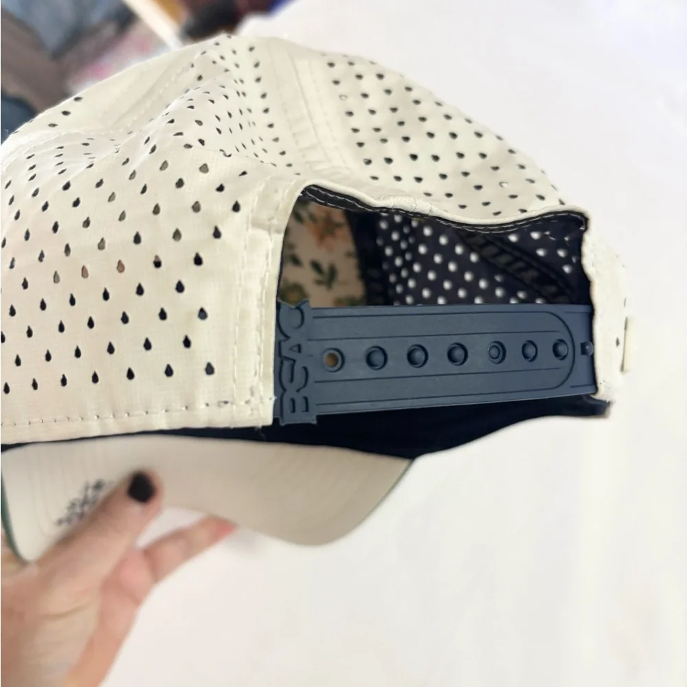 Green and White Men's Boston Cap